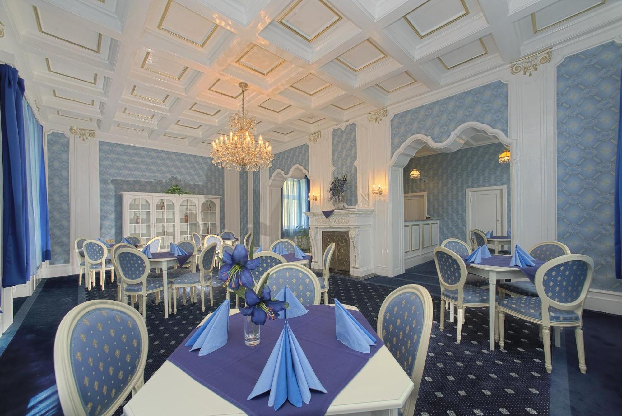 Hotel Zamecek Podebrady Exterior photo